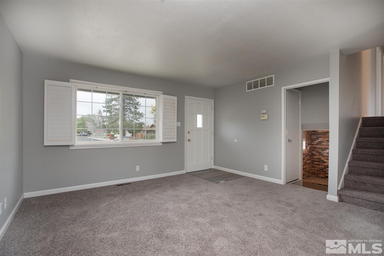 600 Akard Circle Reno, NV 89503 - Photo 7 of 25