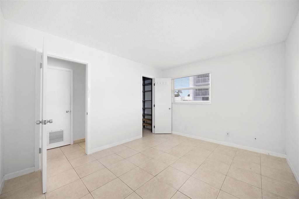 2131 North Ocean Boulevard, Unit 17 Fort Lauderdale, FL 33305 - Photo 16 of 27