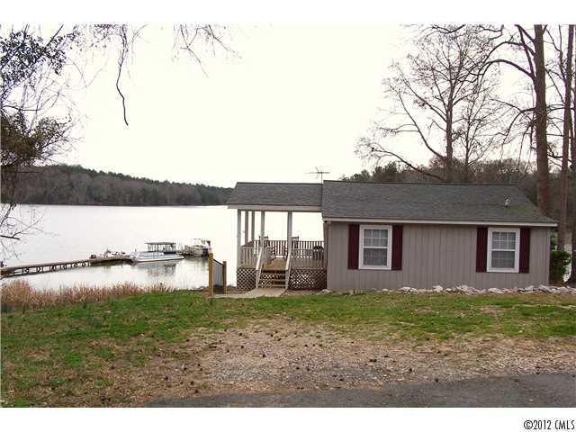 1033 Jackson Road Fort Lawn, SC 29714 - Photo 1 of 16 Gallery Image 1