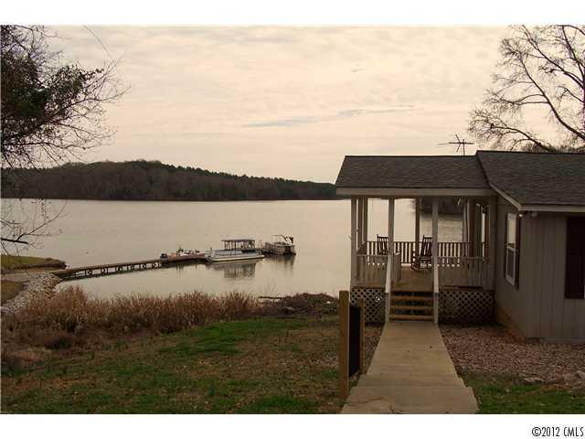 1033 Jackson Road Fort Lawn, SC 29714 - Photo 4 of 16 Gallery Image 4