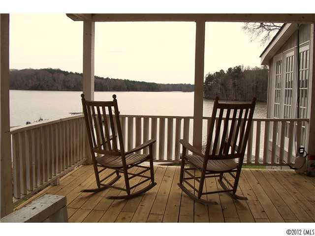 1033 Jackson Road Fort Lawn, SC 29714 - Photo 5 of 16 Gallery Image 5