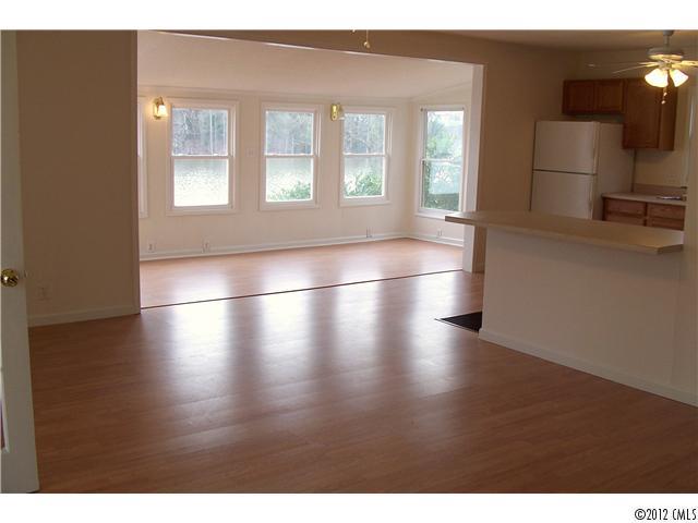 1033 Jackson Road Fort Lawn, SC 29714 - Photo 7 of 16 Gallery Image 7