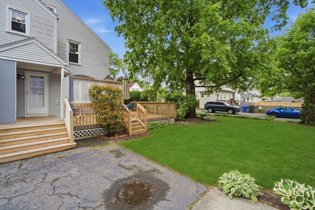 20 Athol Street Springfield, MA 01107 - Photo 38 of 40