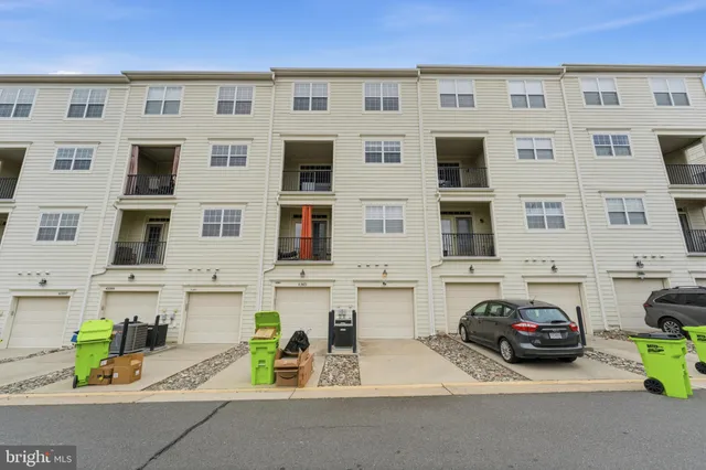 a car parked in front of a building