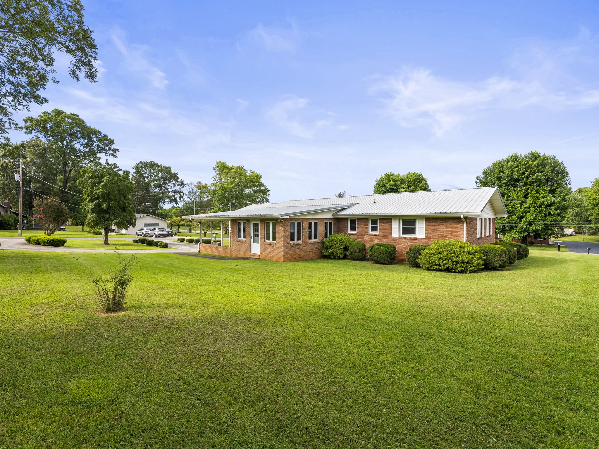 1111 Holders Cove Road Winchester, TN 37398 - Photo 4 of 33