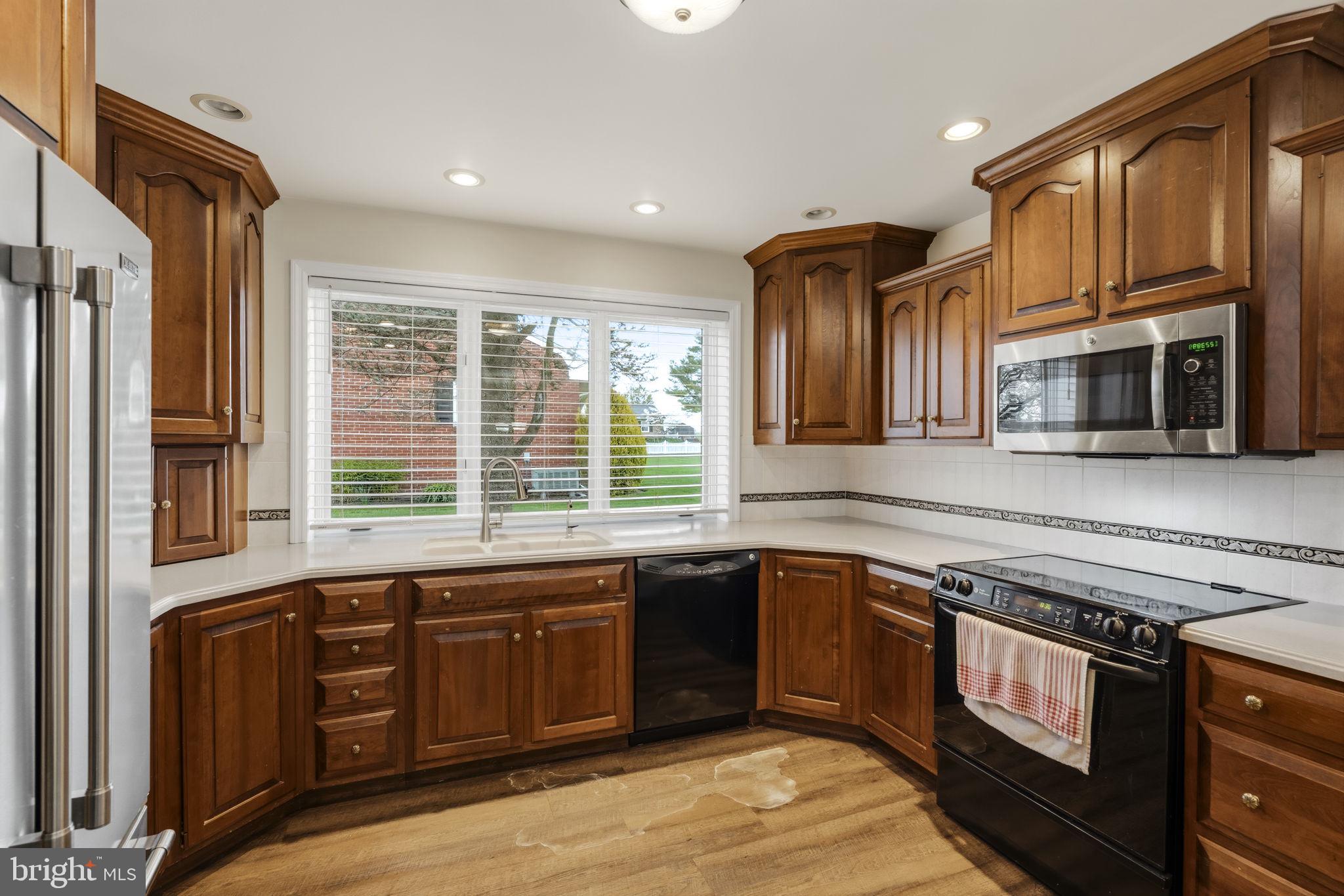 193 South Shirk Road New Holland, PA 17557 - Photo 31 of 75