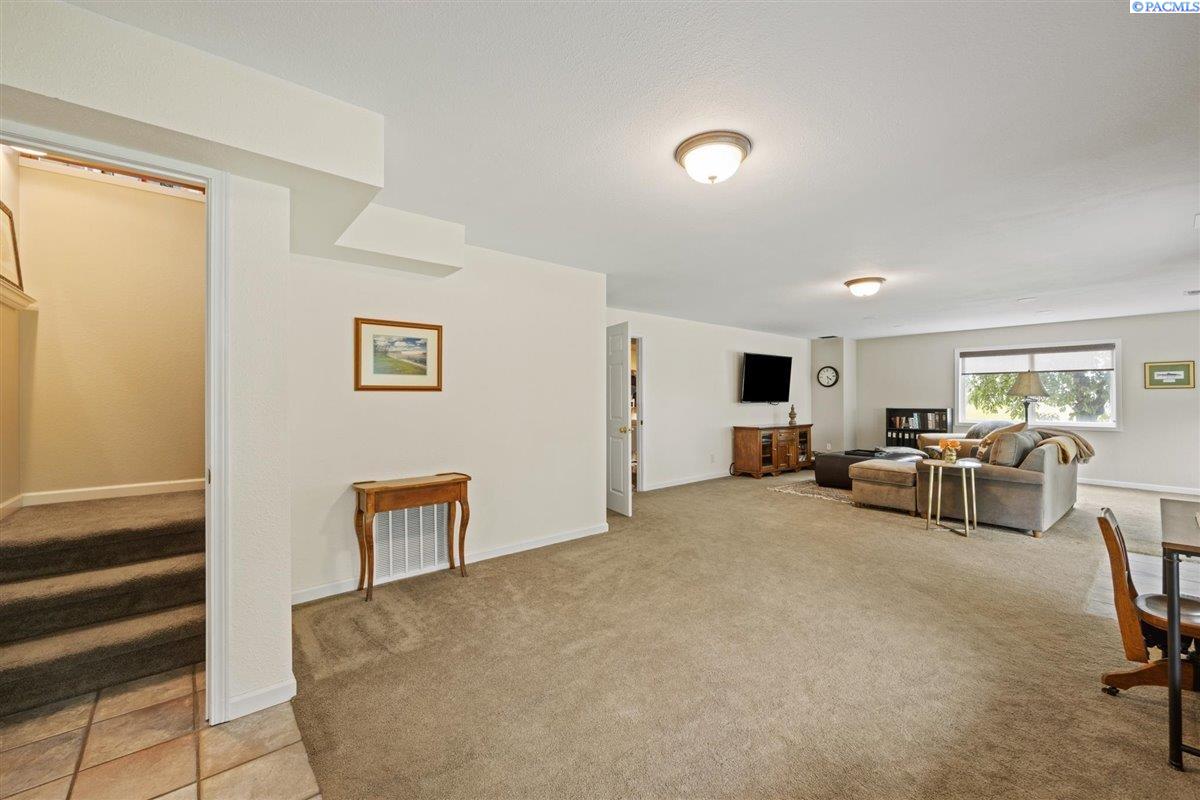225 Rachel Road Kennewick, WA 99338 - Photo 30 of 46 Gallery Image 30