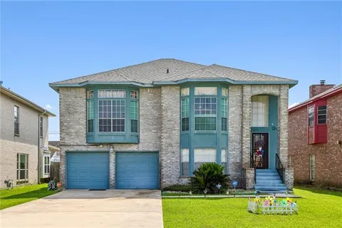$375,000 | 317 Southwood Drive, Gretna, LA 70056