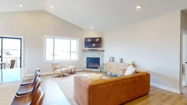 $530,000 | 2018 Douglas Trail Dr Pine Island Southeast, Pine Island, MN 55963