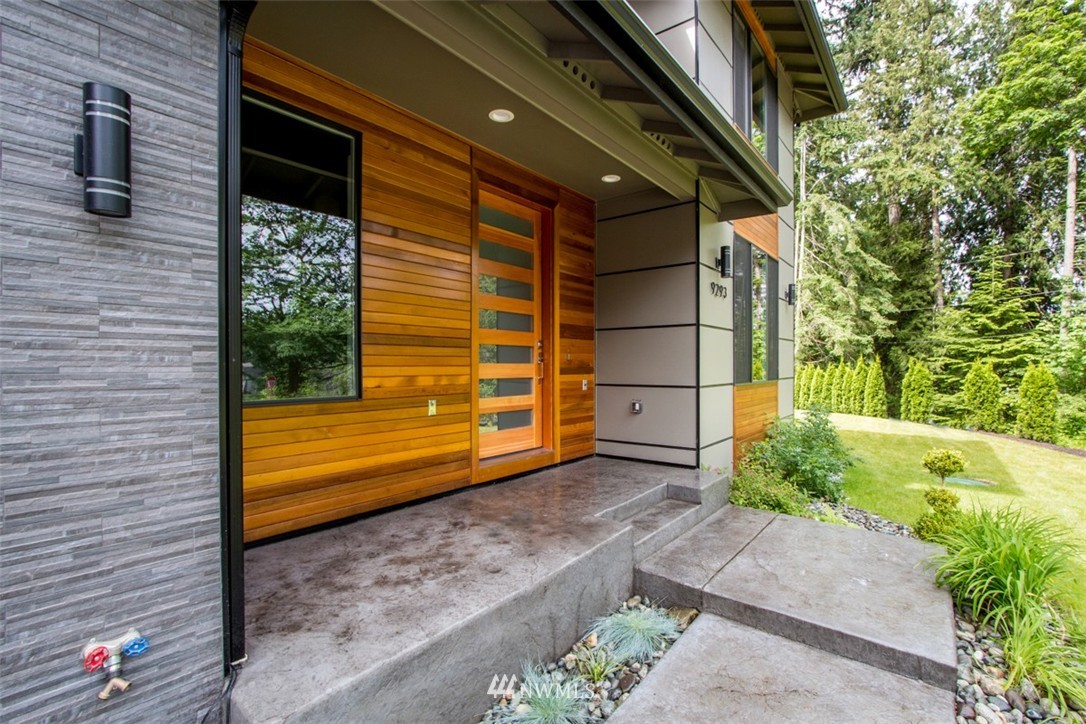 9293 Fletcher Bay Road Northeast Bainbridge Island, WA 98110 - Photo 3 of 25 Gallery Image 3
