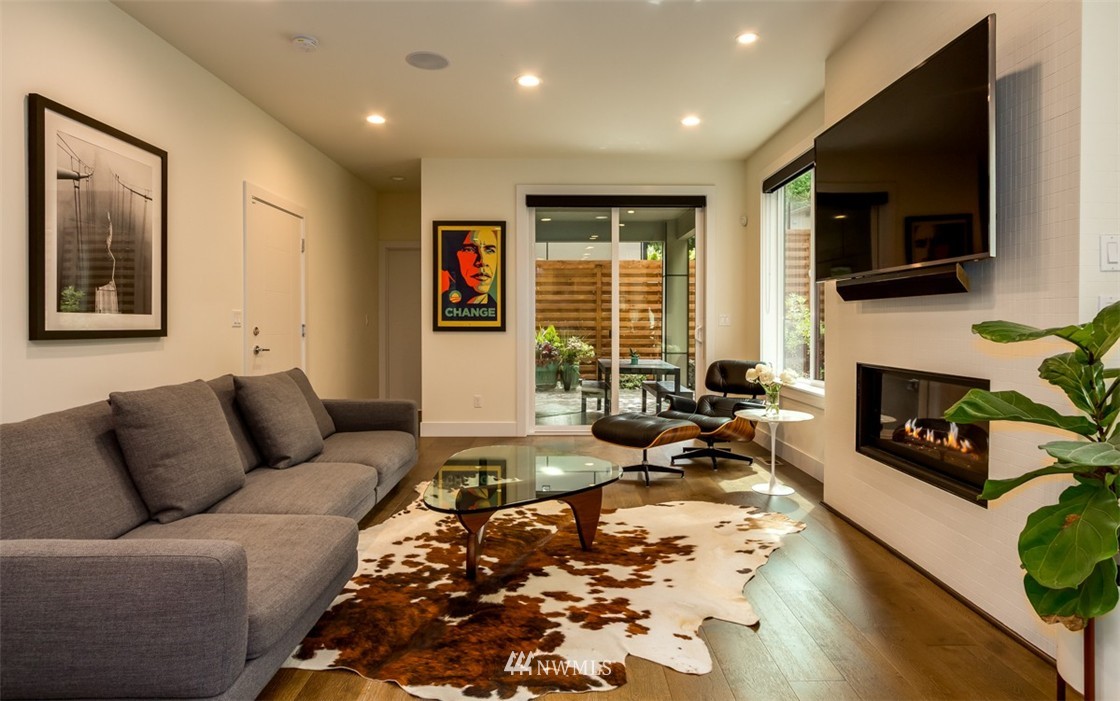 9293 Fletcher Bay Road Northeast Bainbridge Island, WA 98110 - Photo 9 of 25 Gallery Image 9