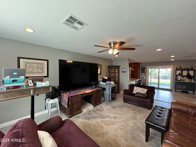$2,700 | 2118 South Shannon Drive, Tempe, AZ 85282