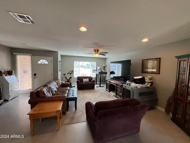 $2,700 | 2118 South Shannon Drive, Tempe, AZ 85282