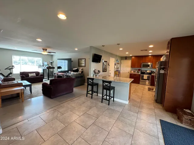 $2,700 | 2118 South Shannon Drive, Tempe, AZ 85282