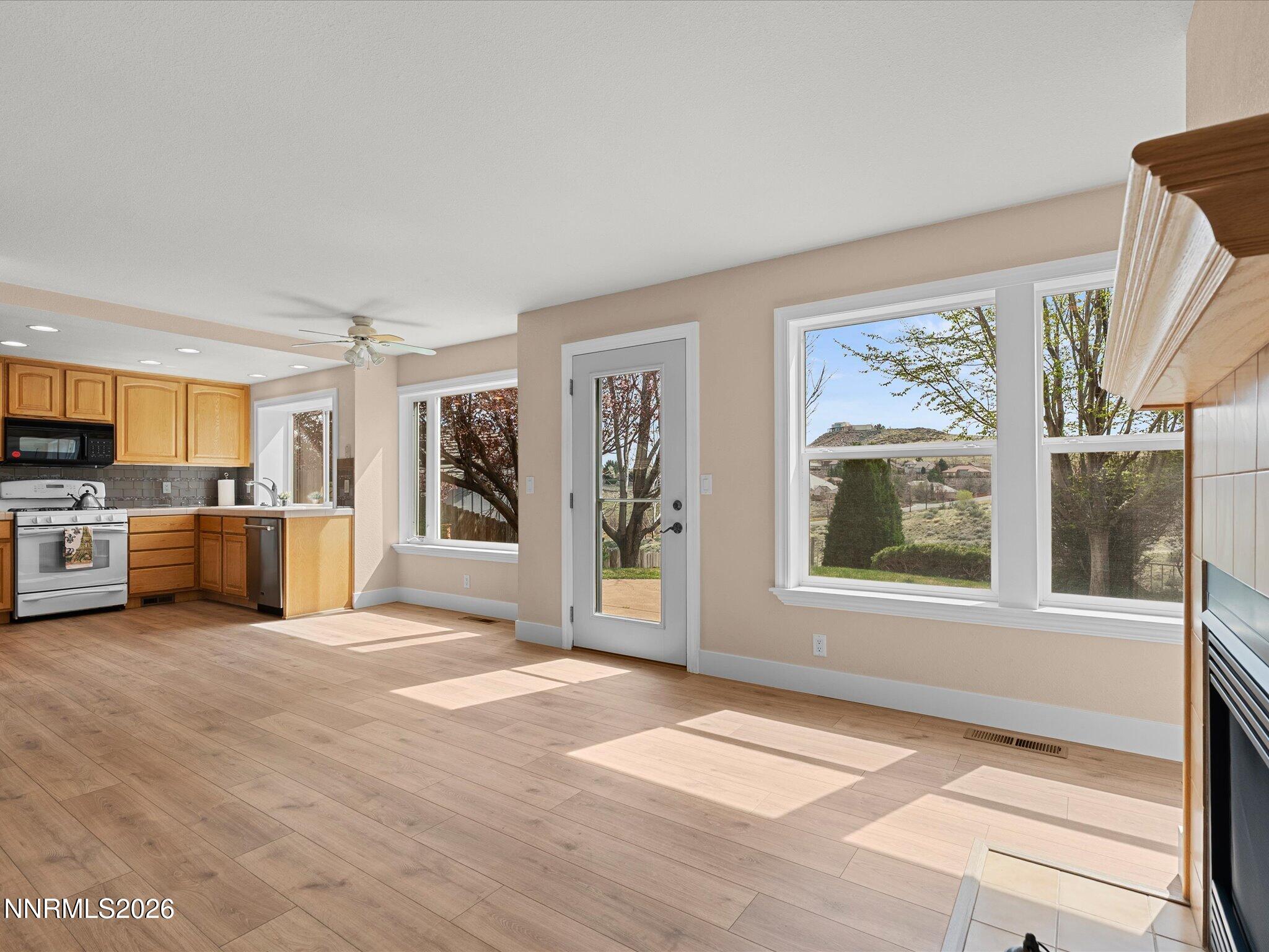 3056 Alpine Creek Road Reno, NV 89519 - Photo 7 of 28 17-3056 Alpine Creek Rd-116