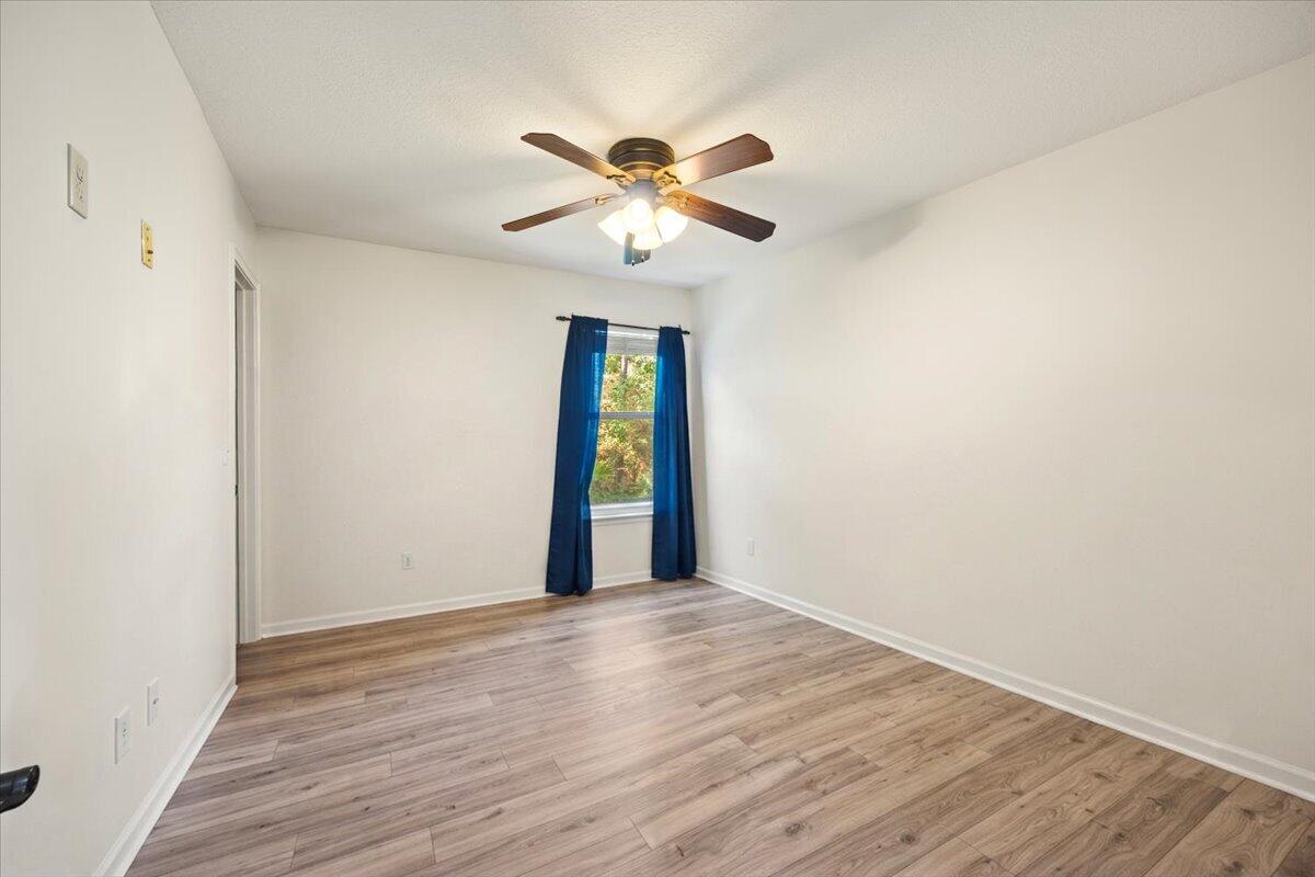 2296 Valley Road Navarre, FL 32566 - Photo 26 of 47 26-1V3A0730