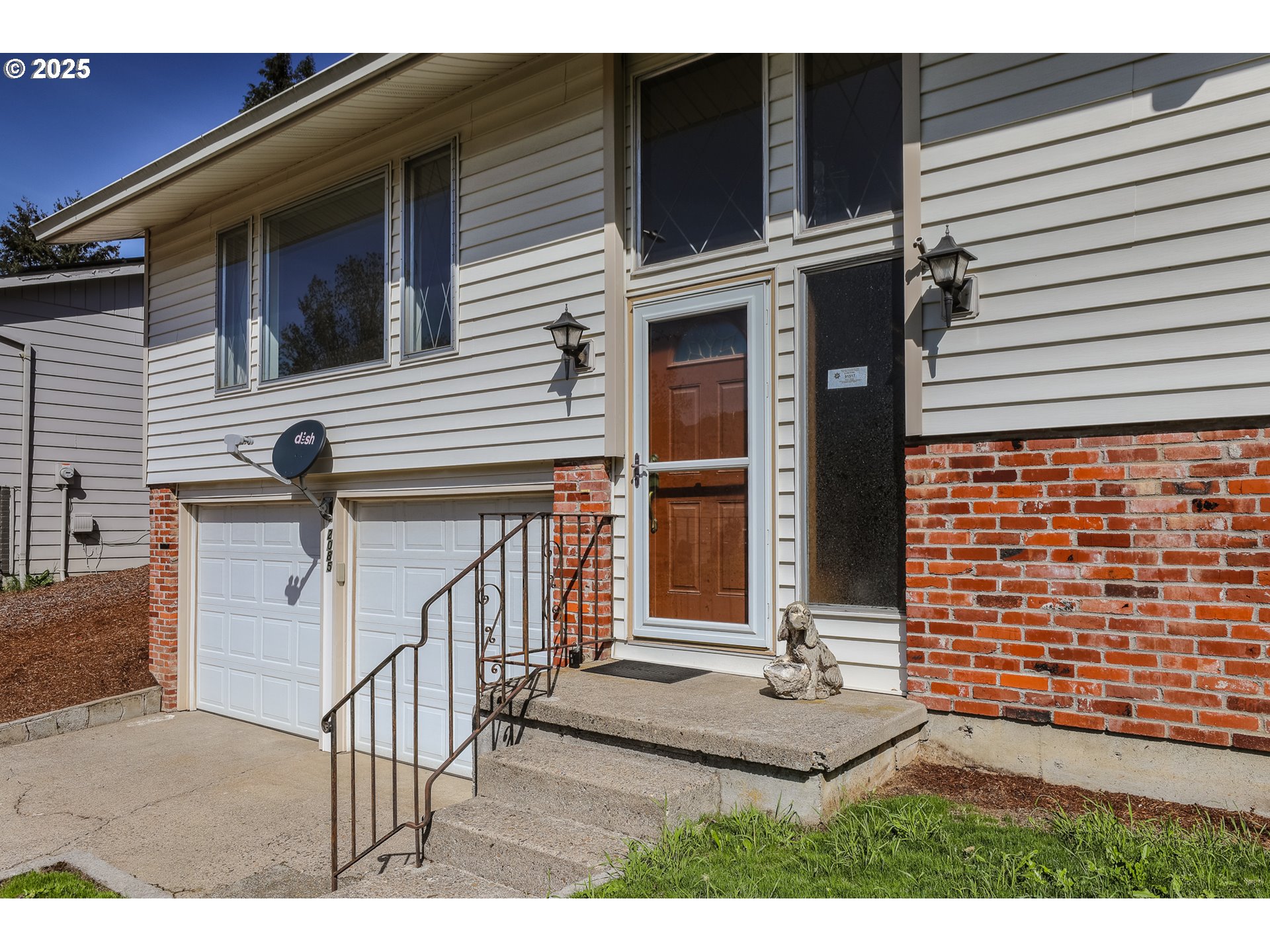 2085 Northwest 14th Street Gresham, OR 97030 - Photo 3 of 39