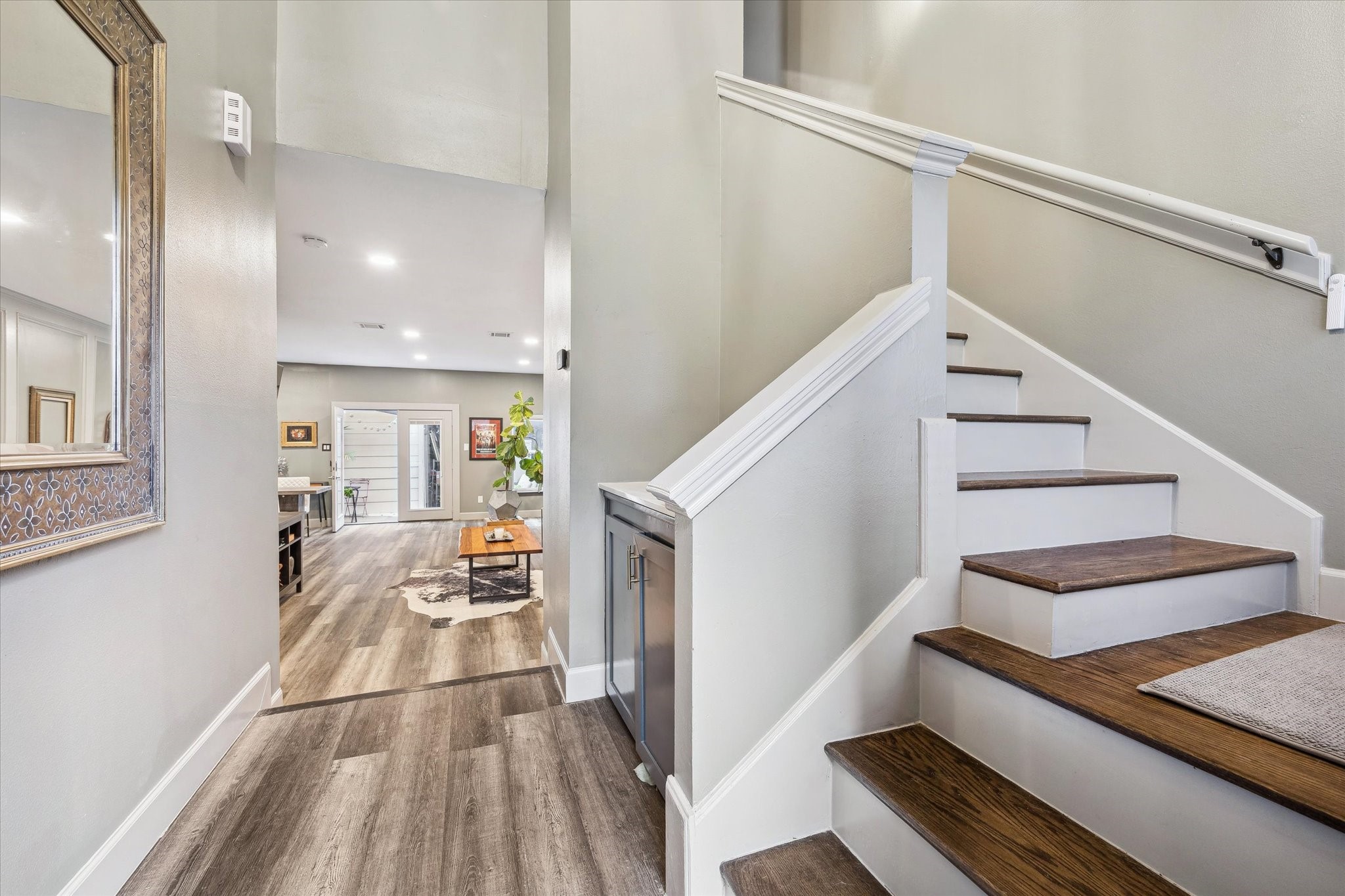 727 Bunker Hill Road, Unit 36 Houston, TX 77024 - Photo 3 of 30