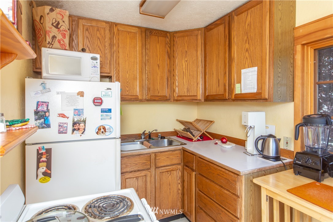717 Franklin Street Port Townsend, WA 98368 - Photo 20 of 25 a room with storage and utility