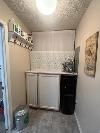 $2,150 | 302 Medio Vista Drive, Kerrville, TX 78028