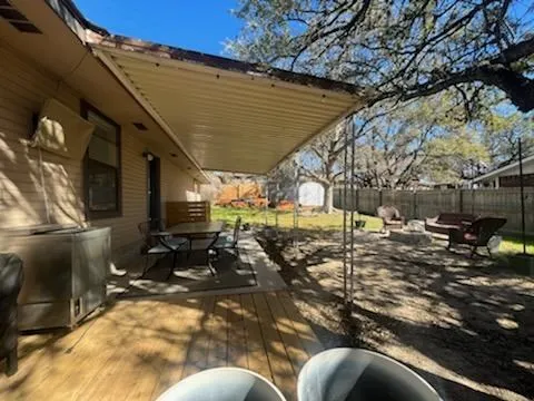 $2,150 | 302 Medio Vista Drive, Kerrville, TX 78028