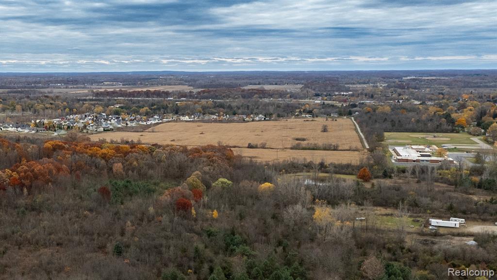 6434 Bristol Road Swartz Creek, MI 48473 - Photo 1 of 29