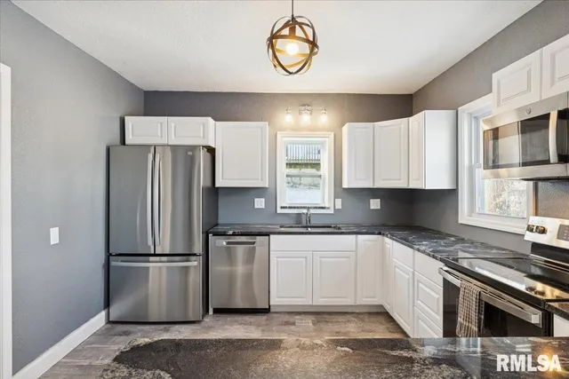 $139,900 | 3312 Garfield Street, Clinton, IA 52732