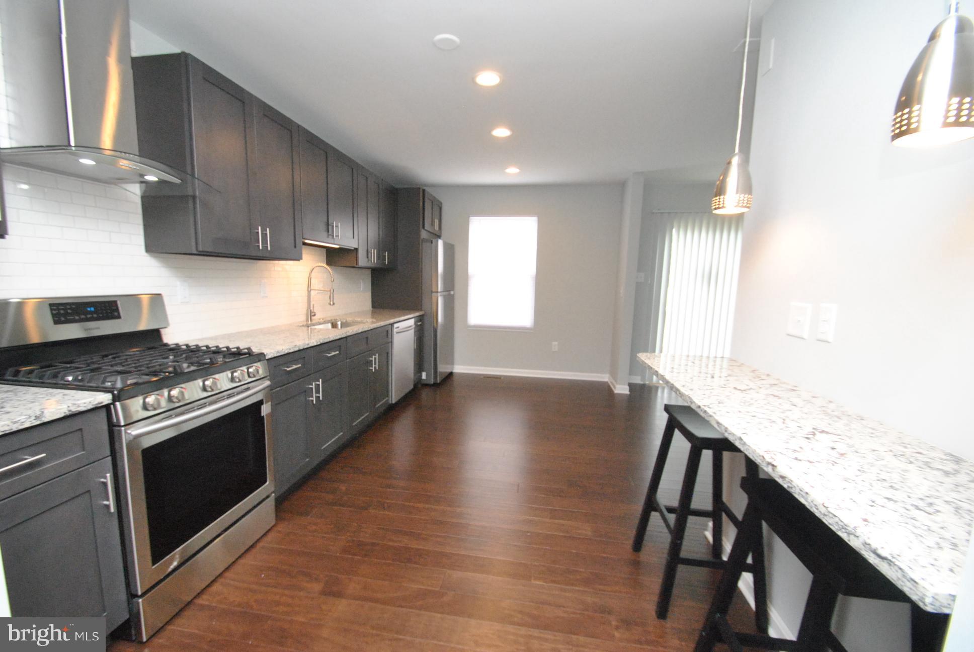 25 Open Gate Court Baltimore, MD 21236 - Photo 7 of 29 COMPLETELY NEW GRANITE KITCHEN & BREAKFAST BAR