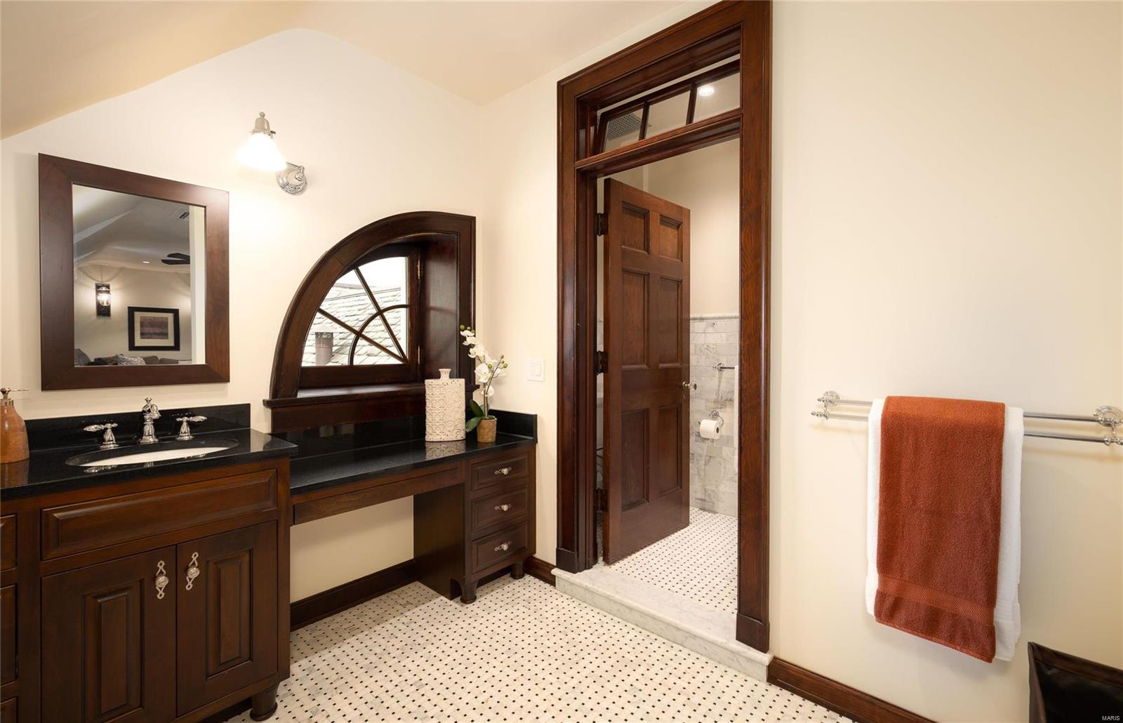 12 Danforth Road Alton, IL 62002 - Photo 36 of 65