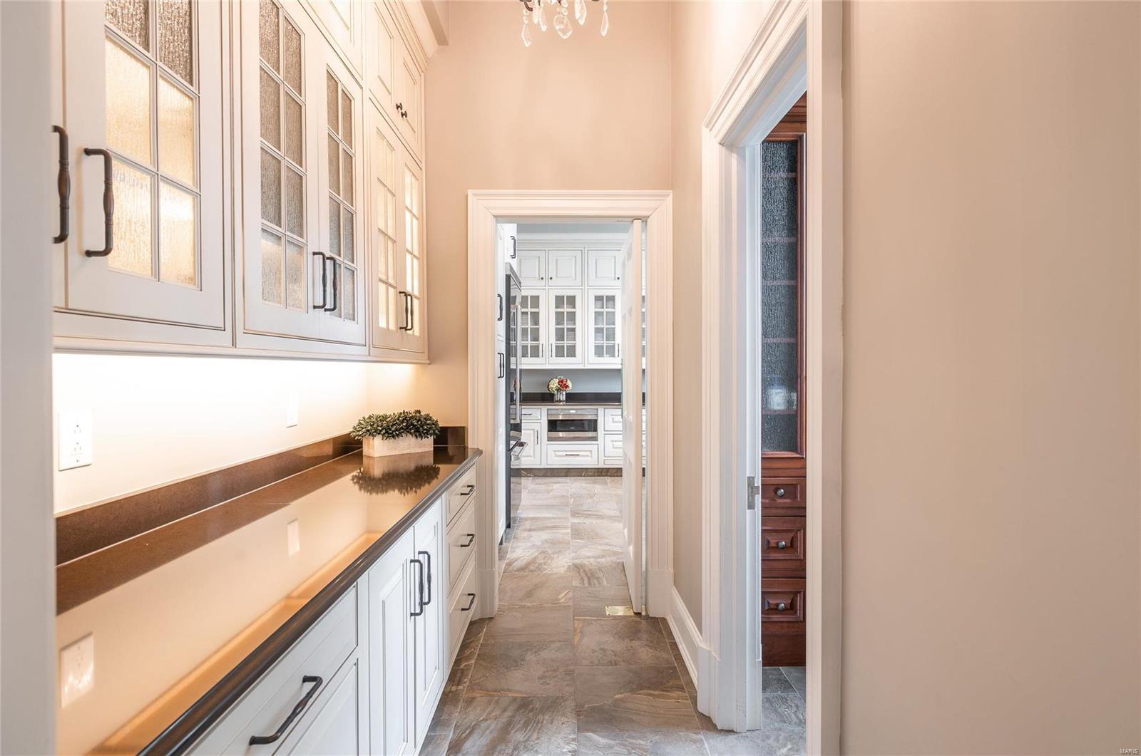 12 Danforth Road Alton, IL 62002 - Photo 8 of 65