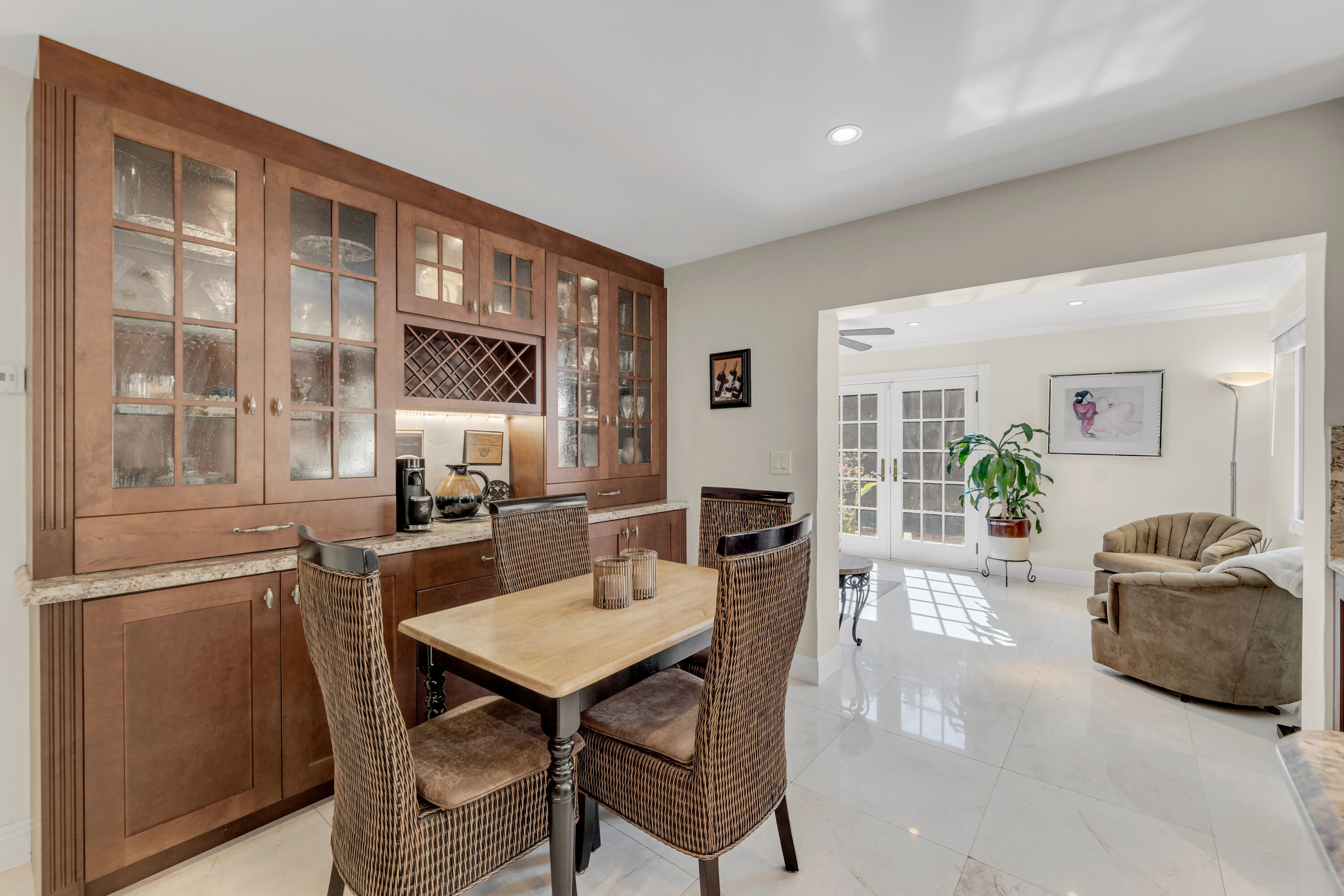 774 Oleander Street Boca Raton, FL 33486 - Photo 11 of 39 View to family room