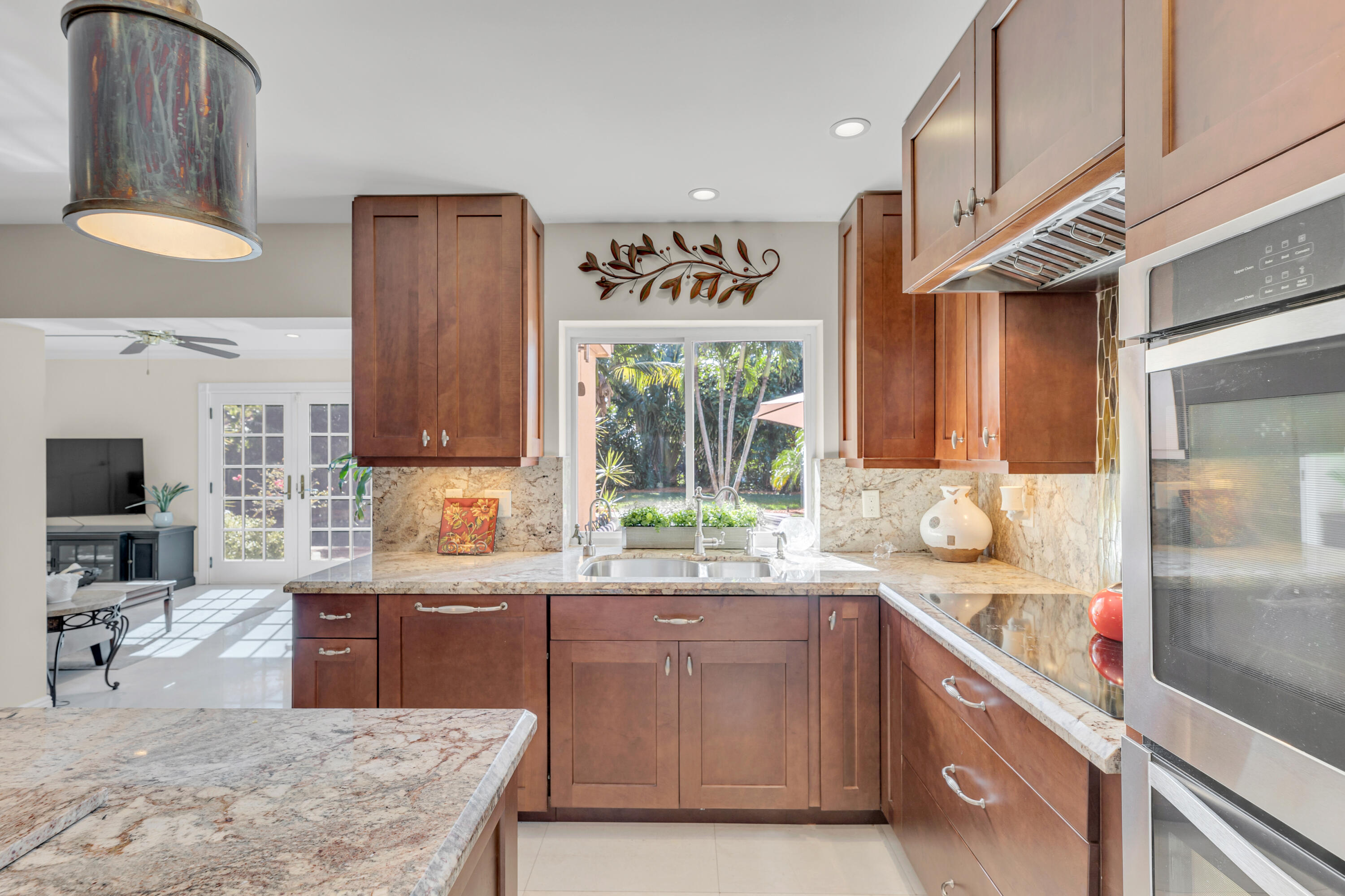 774 Oleander Street Boca Raton, FL 33486 - Photo 12 of 39 Kitchen