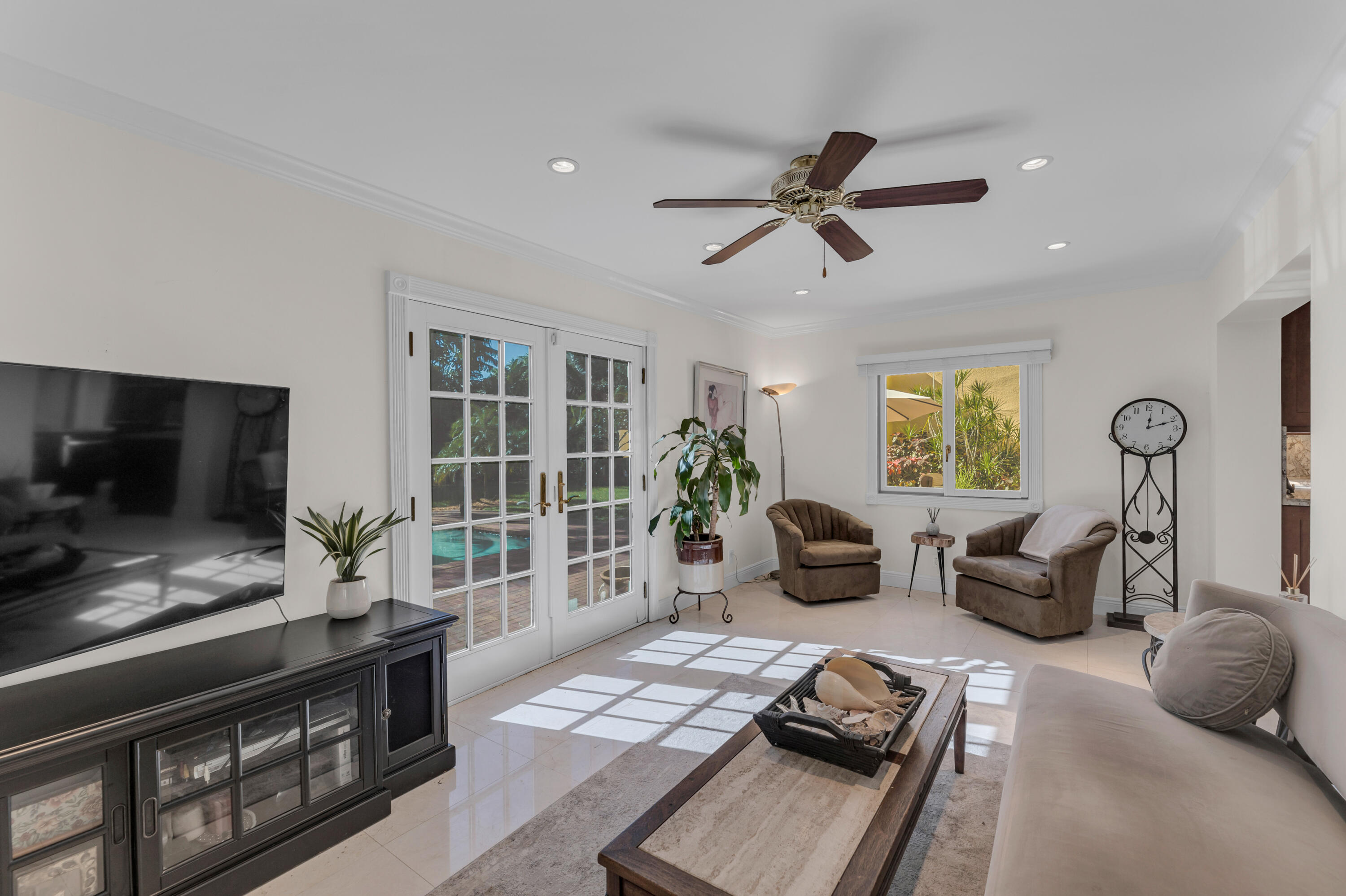 774 Oleander Street Boca Raton, FL 33486 - Photo 17 of 39 Family Room