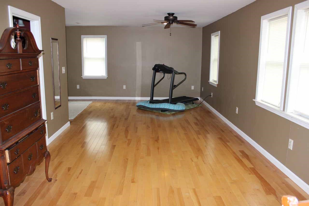 9 Sunny Acres Road Brattleboro, VT 05301 - Photo 3 of 16 Gallery Image 3