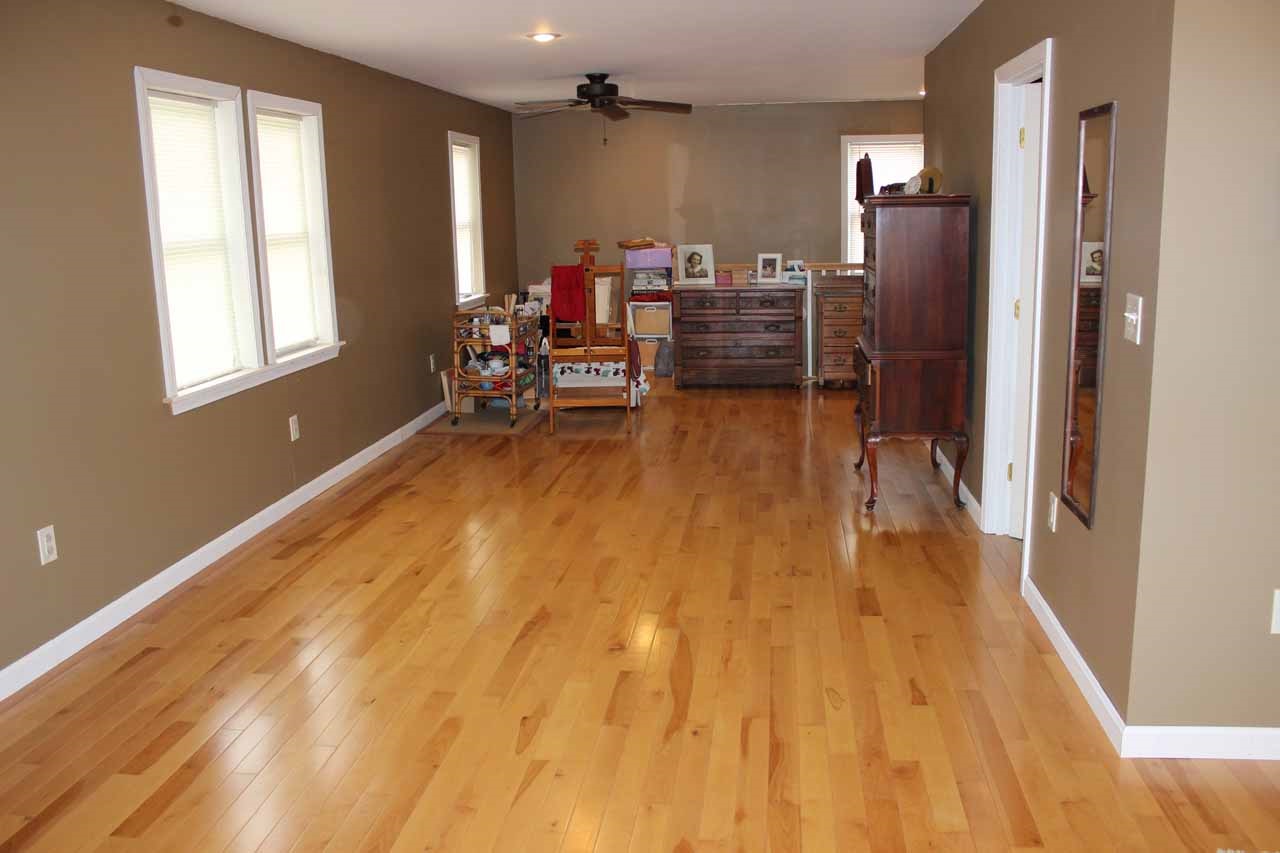 9 Sunny Acres Road Brattleboro, VT 05301 - Photo 6 of 16 Gallery Image 6