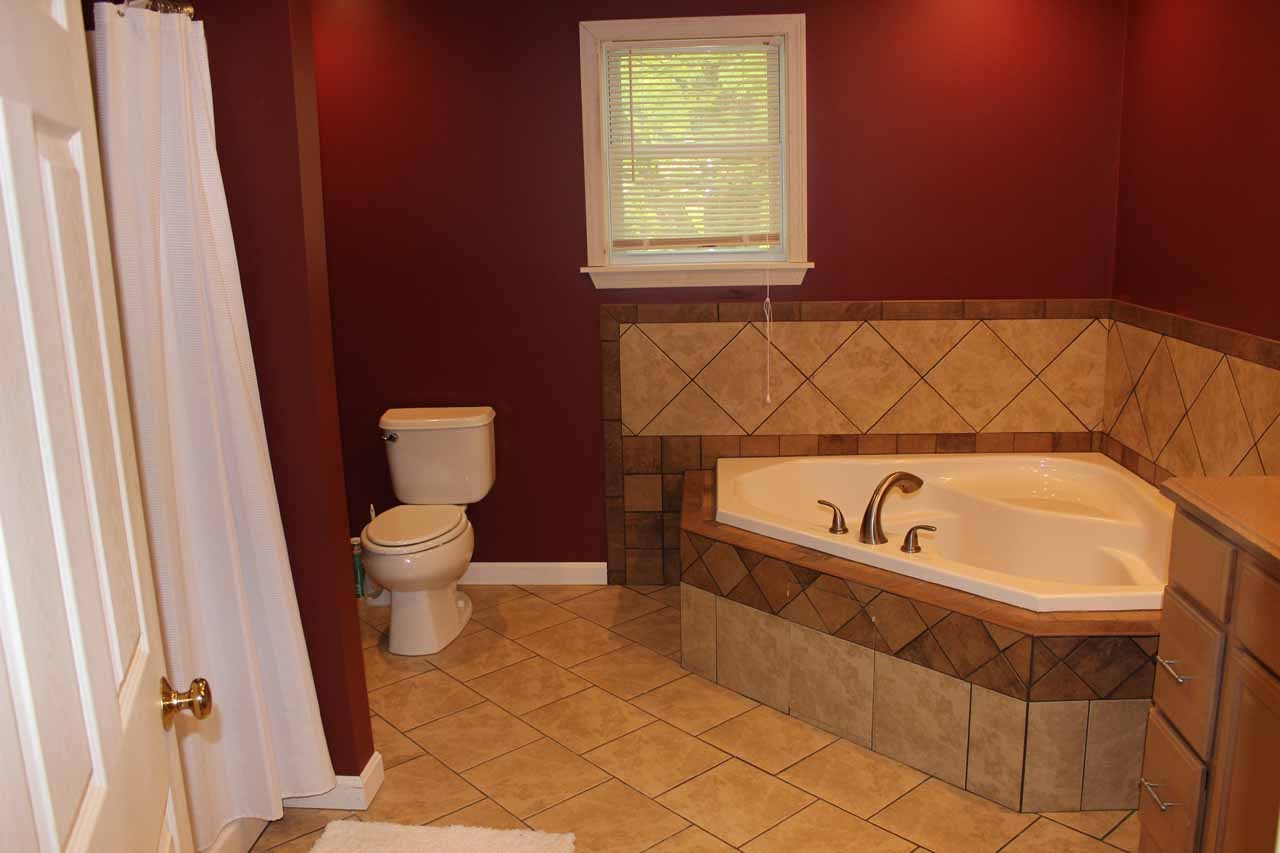 9 Sunny Acres Road Brattleboro, VT 05301 - Photo 10 of 16 Gallery Image 10