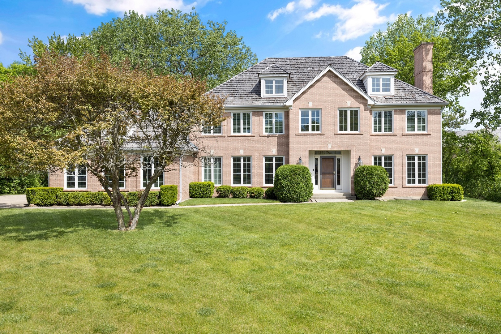 60 Bath And Tennis Club Road Lake Bluff, IL 60044 - Photo 1 of 29