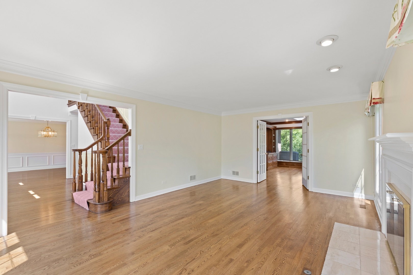 60 Bath And Tennis Club Road Lake Bluff, IL 60044 - Photo 3 of 29