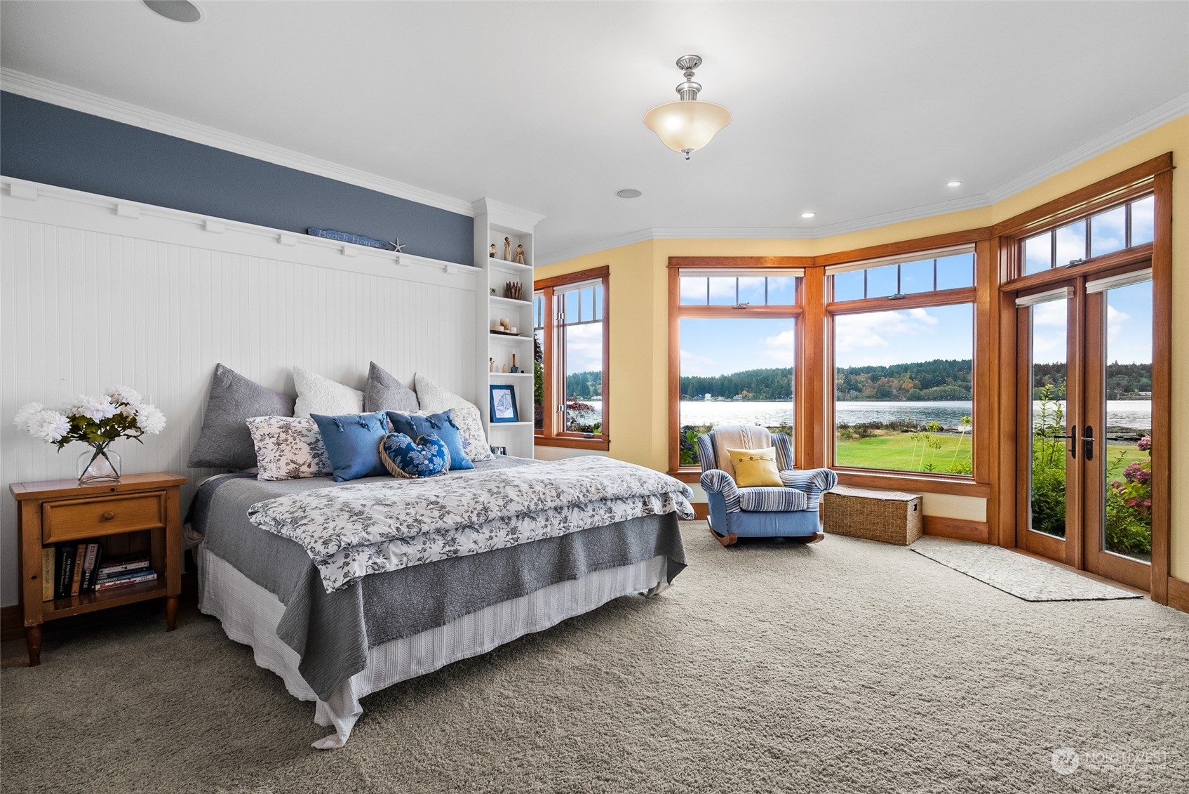 6920 East Grapeview Loop Road Allyn, WA 98524 - Photo 17 of 40 Gallery Image 17