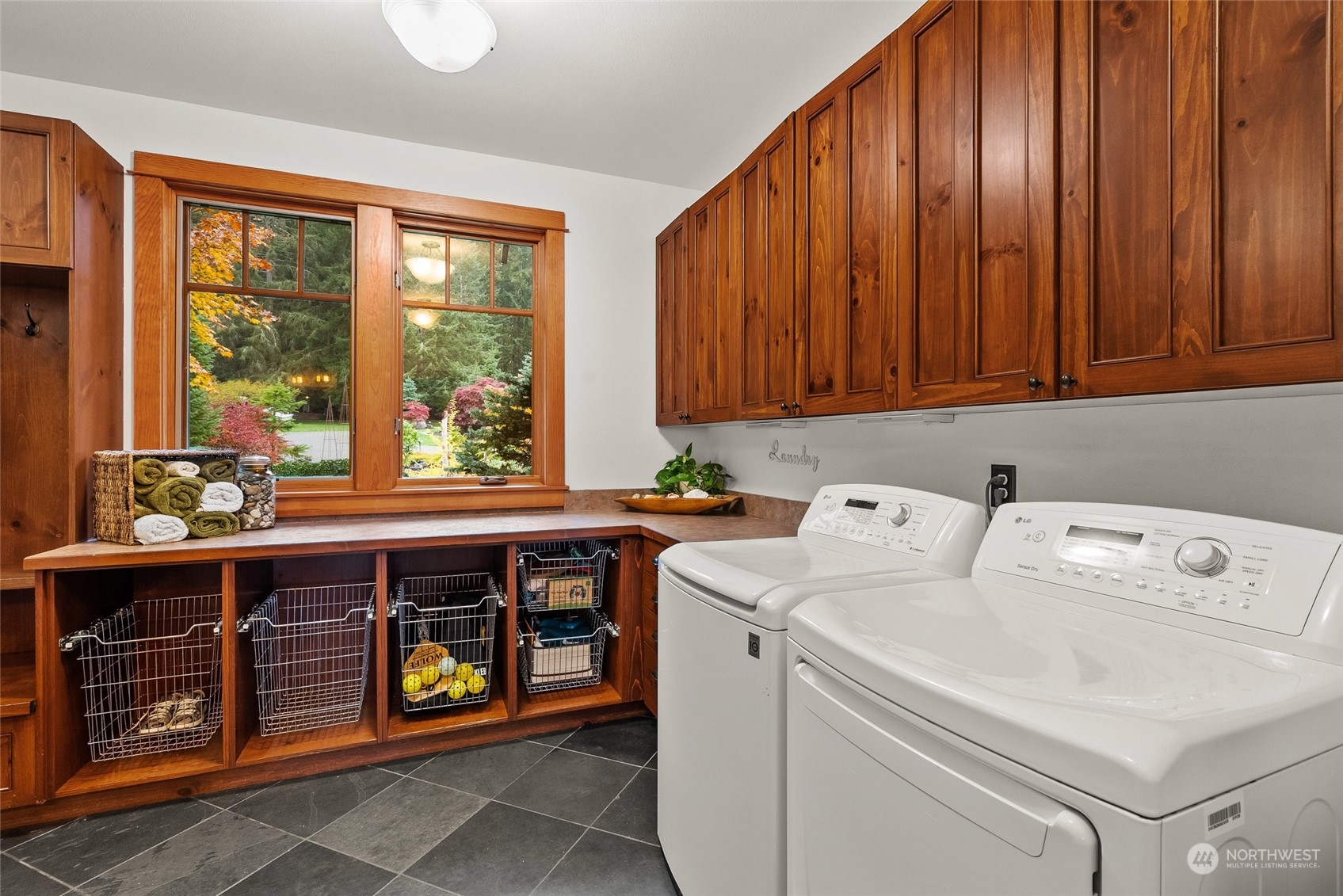 6920 East Grapeview Loop Road Allyn, WA 98524 - Photo 26 of 40 Gallery Image 26