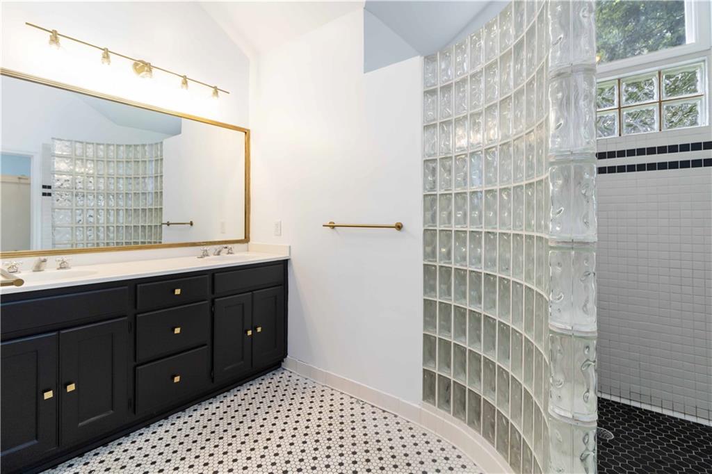 2014 Westminster Way Northeast Atlanta, GA 30307 - Photo 15 of 27