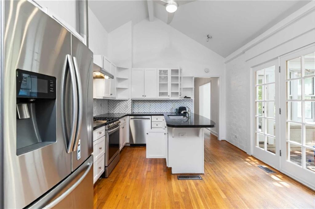 2014 Westminster Way Northeast Atlanta, GA 30307 - Photo 10 of 27