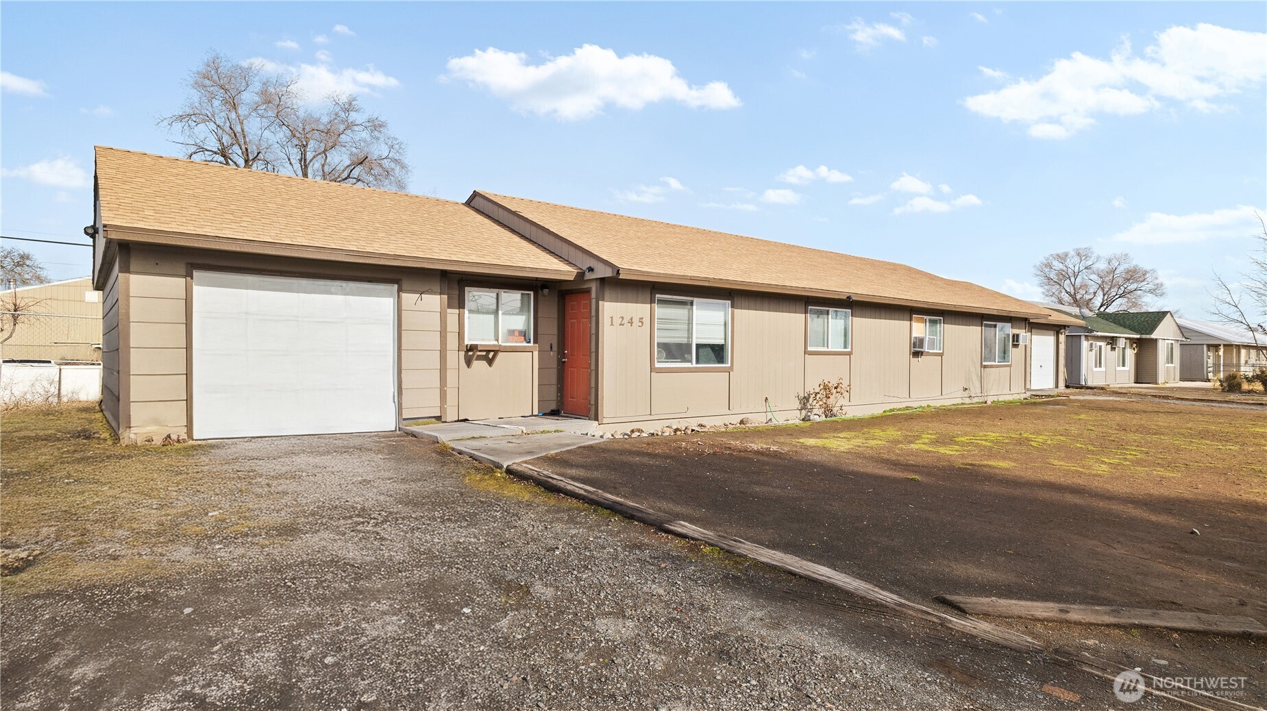 1243-1245 Pershing Road Moses Lake, WA 98837 - Photo 4 of 20 Gallery Image 4
