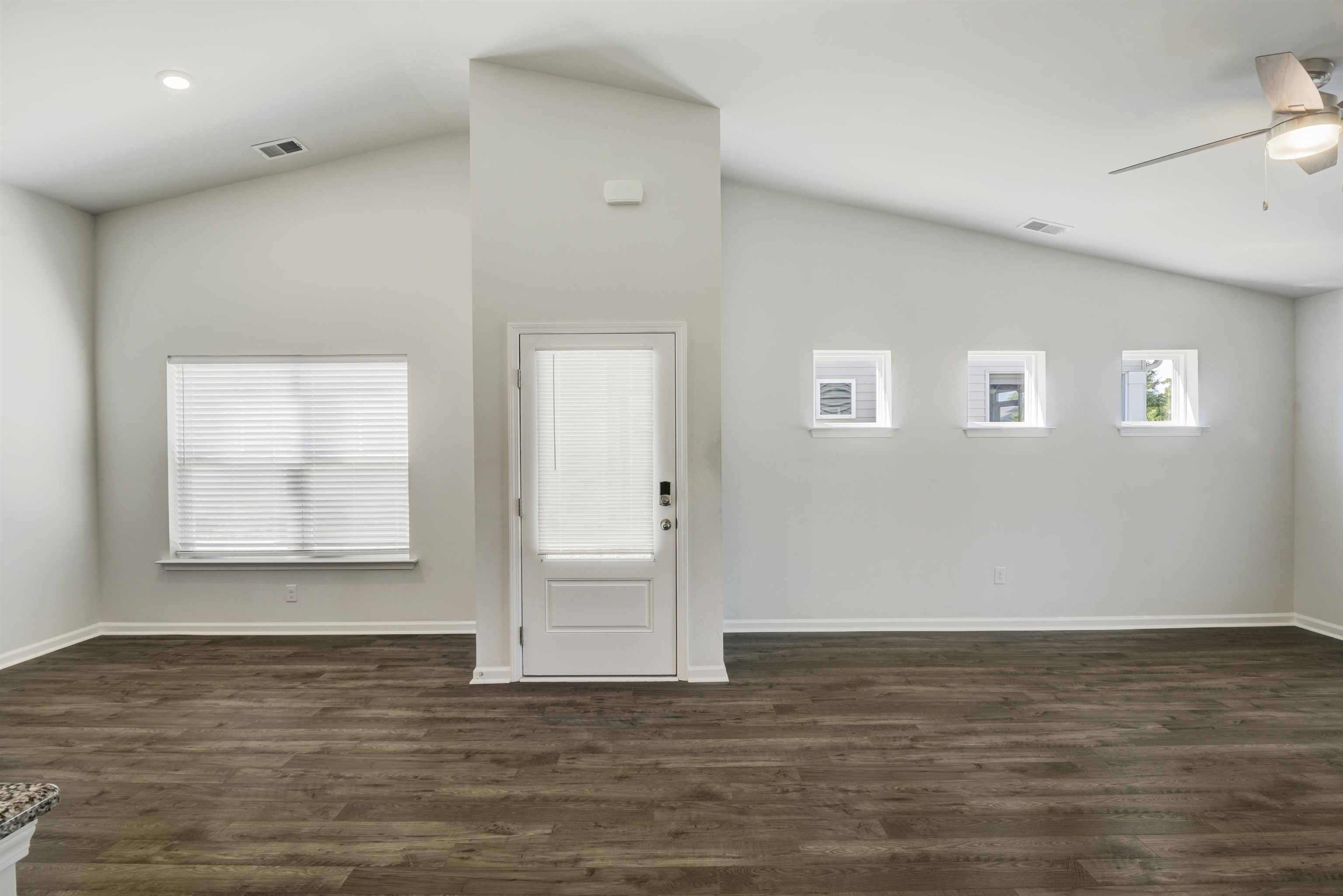 375 Logan Street Little River, SC 29566 - Photo 4 of 43