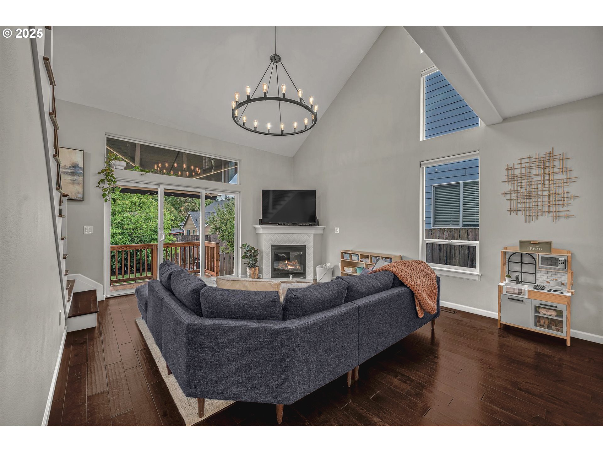35120 Burt Road St. Helens, OR 97051 - Photo 3 of 27 a living room with furniture wooden floor and window
