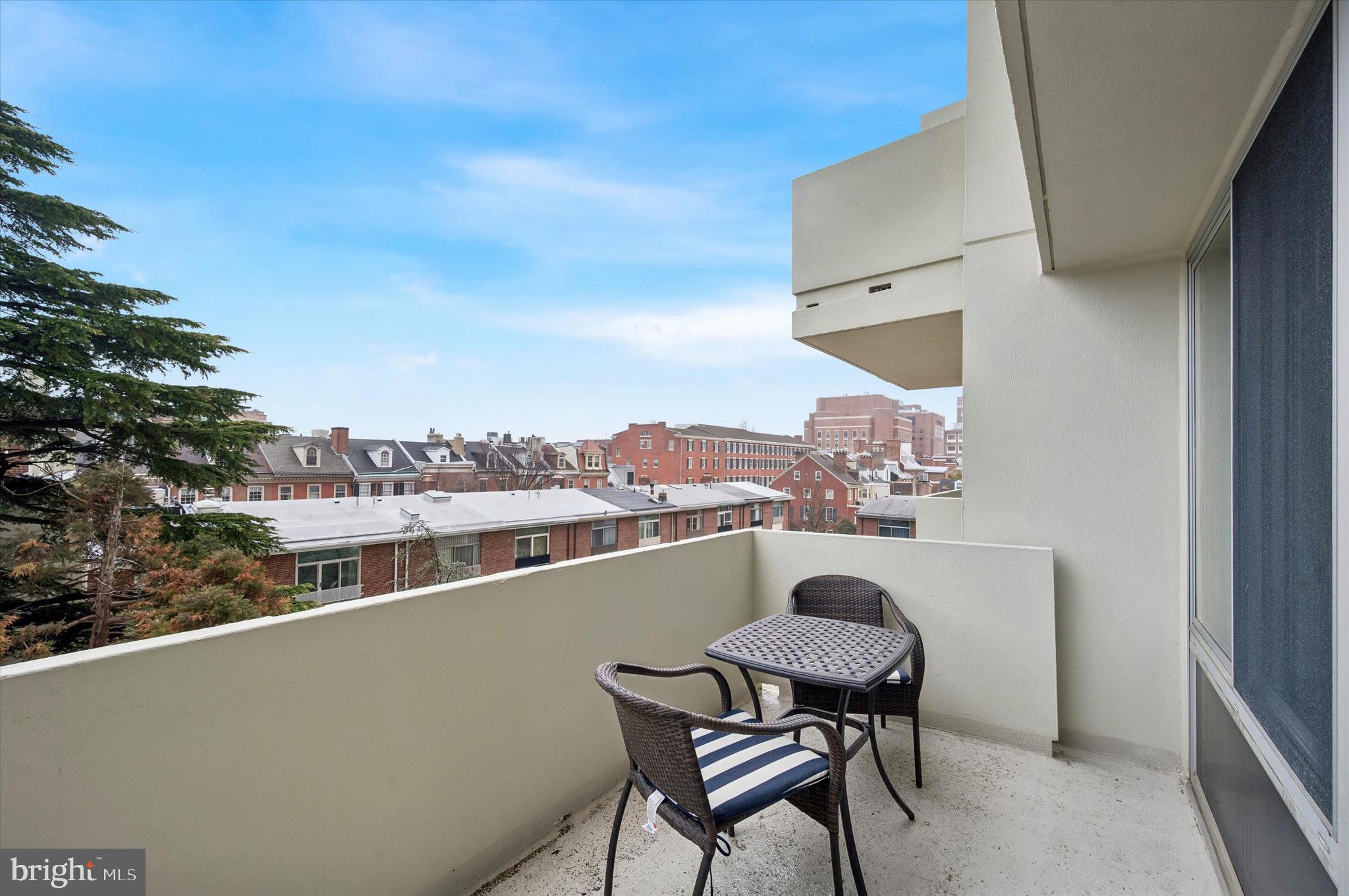 604 South Washington Square, Unit 309 Philadelphia, PA 19106 - Photo 15 of 28 a view of a chairs and table in a balcony