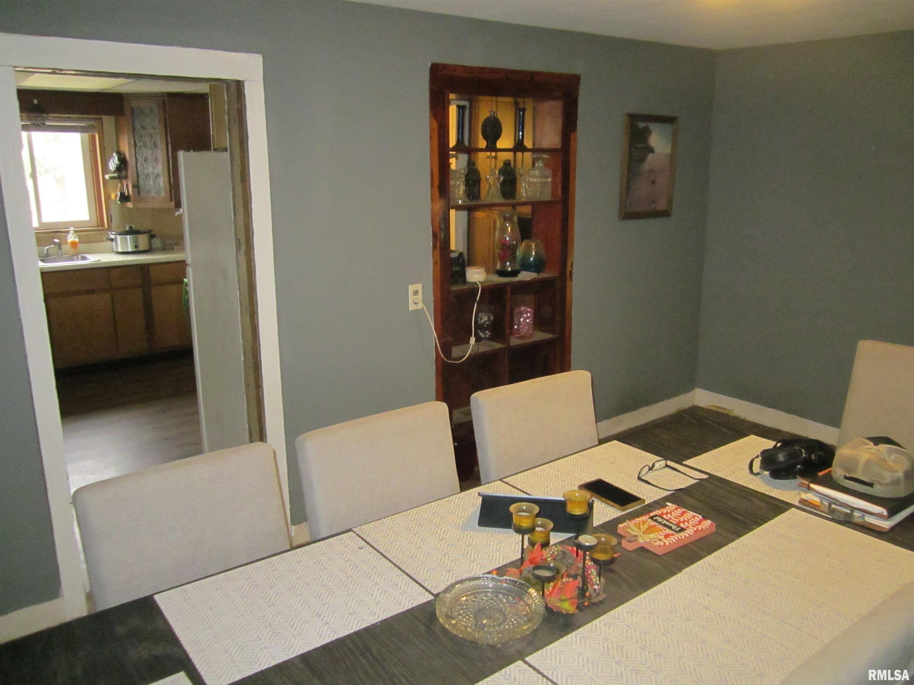 303 West Market Forest City, IL 61532 - Photo 12 of 34