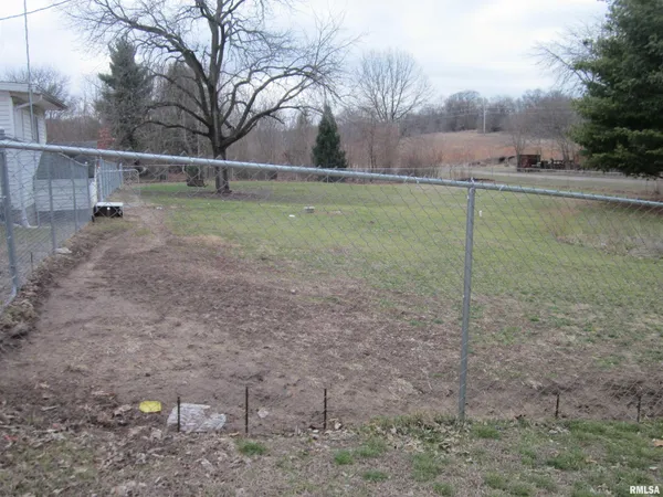 $99,900 | 303 West Market, Forest City, IL 61532