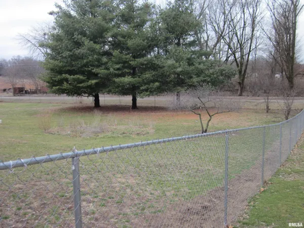 $99,900 | 303 West Market, Forest City, IL 61532