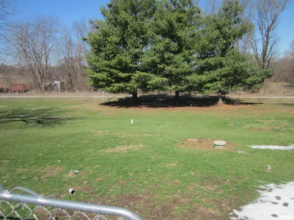 $99,900 | 303 West Market, Forest City, IL 61532